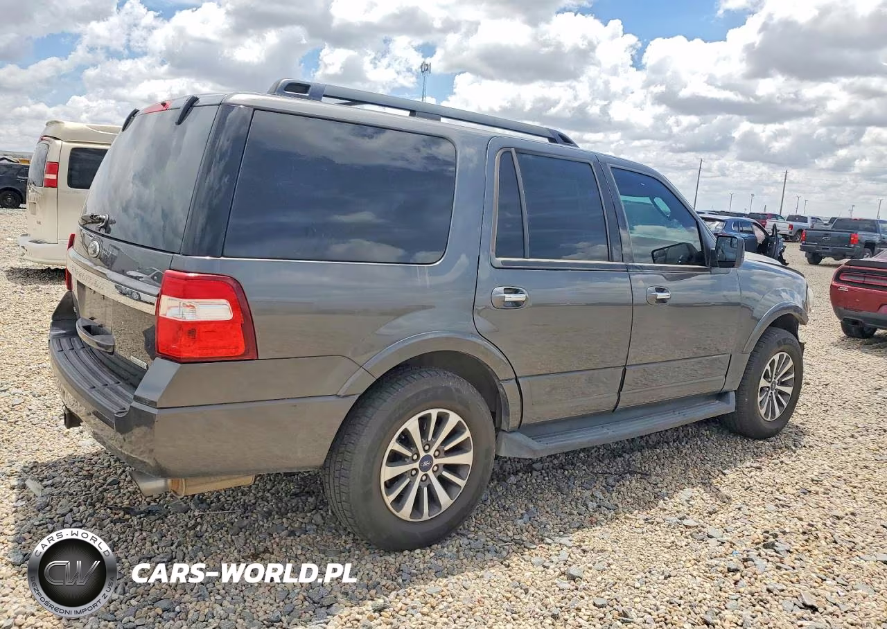 2015 Ford Expedition Xlt-King Ranch VIN:1FMJU1HT9FEF36515 - 3