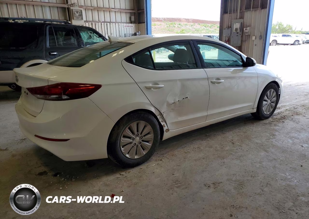 2017 Hyundai Elantra Se VIN:5NPD74LF3HH078307 - 3