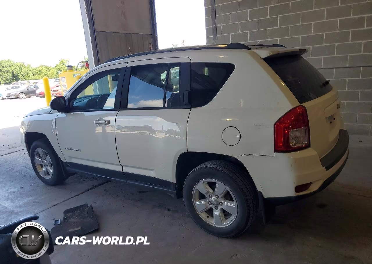 2013 Jeep Compass Latitude VIN:1C4NJCEA1DD230117 - 2