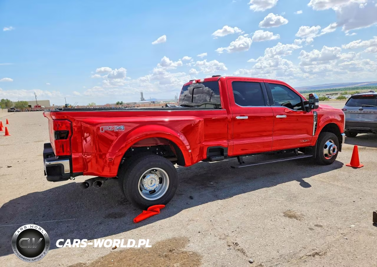 2024 Ford F350 Super Duty VIN:1FT8W3DM4REE14740 - 3