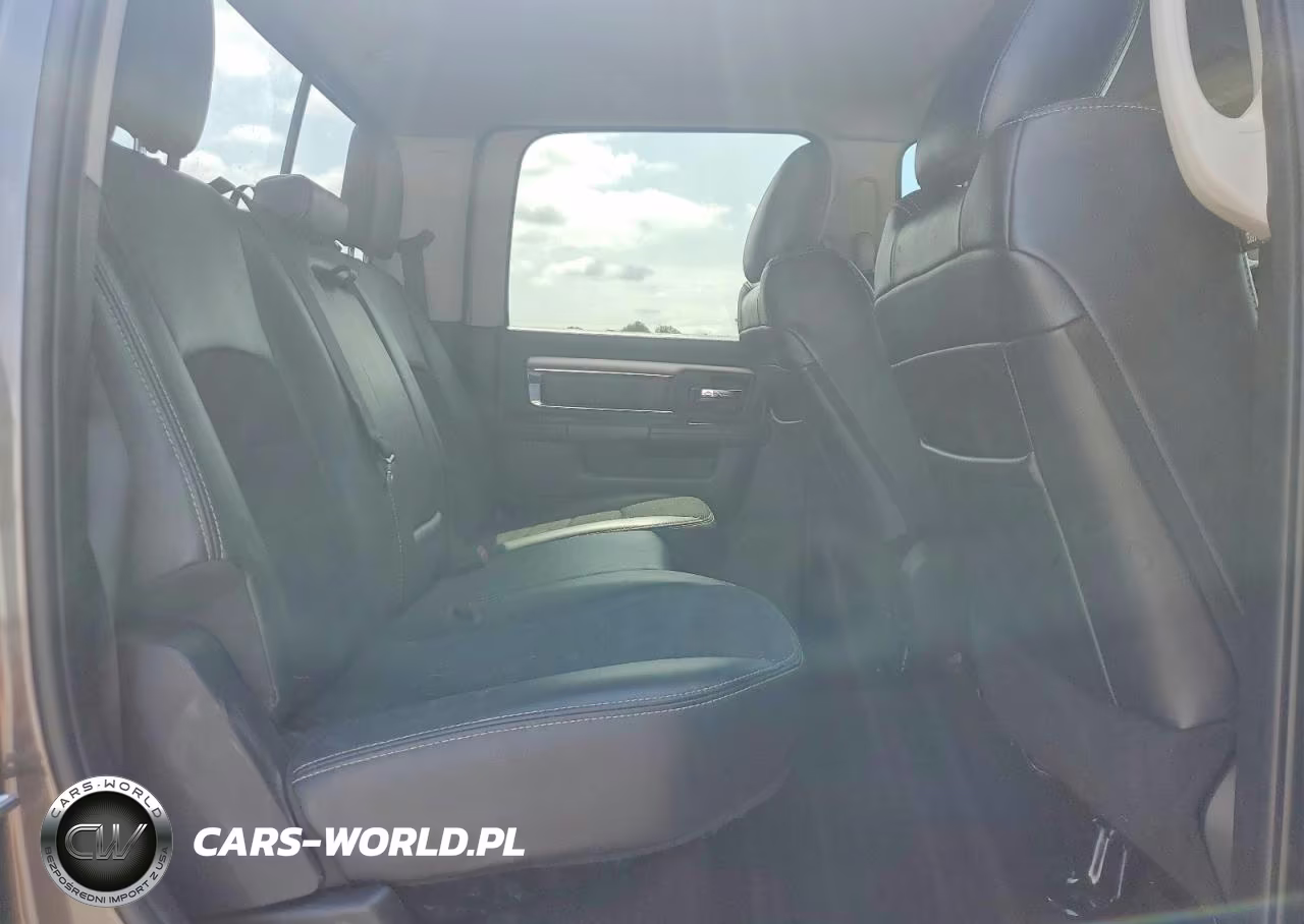 2018 Ram 2500 Slt VIN:3C6UR5DL1JG233091 - 10