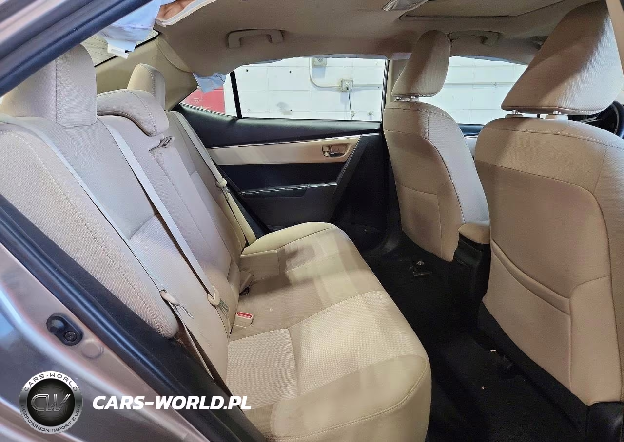2015 Toyota Corolla Le Eco Plus VIN:5YFBPRHE3FP211703 - 10