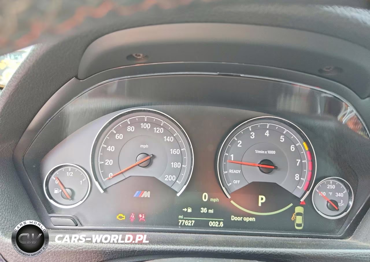 2015 BMW M4 VIN:WBS3R9C57FK334899 - 9