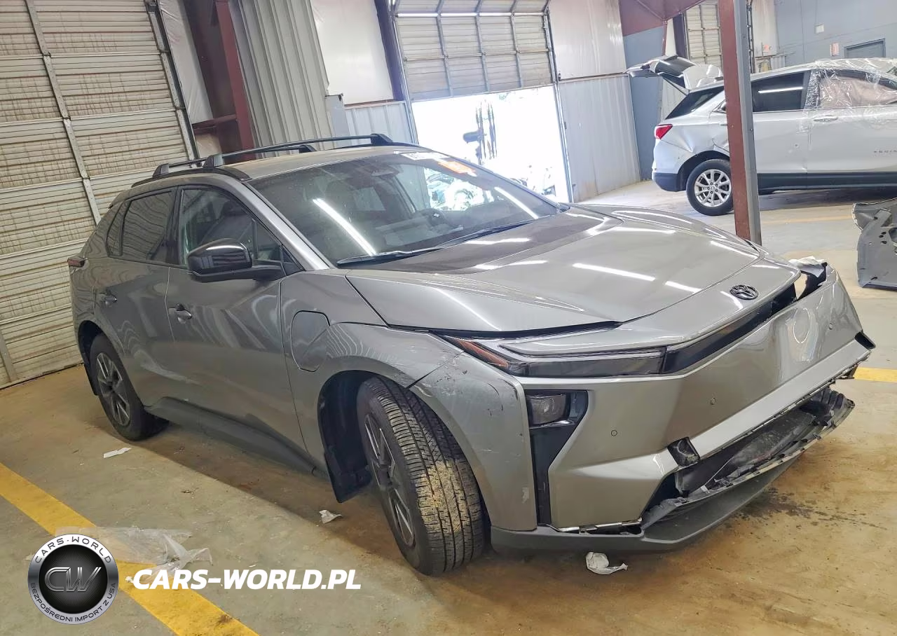 2026 Toyota Bz Xle VIN:JTMBDAFB5TJ013787 - 4