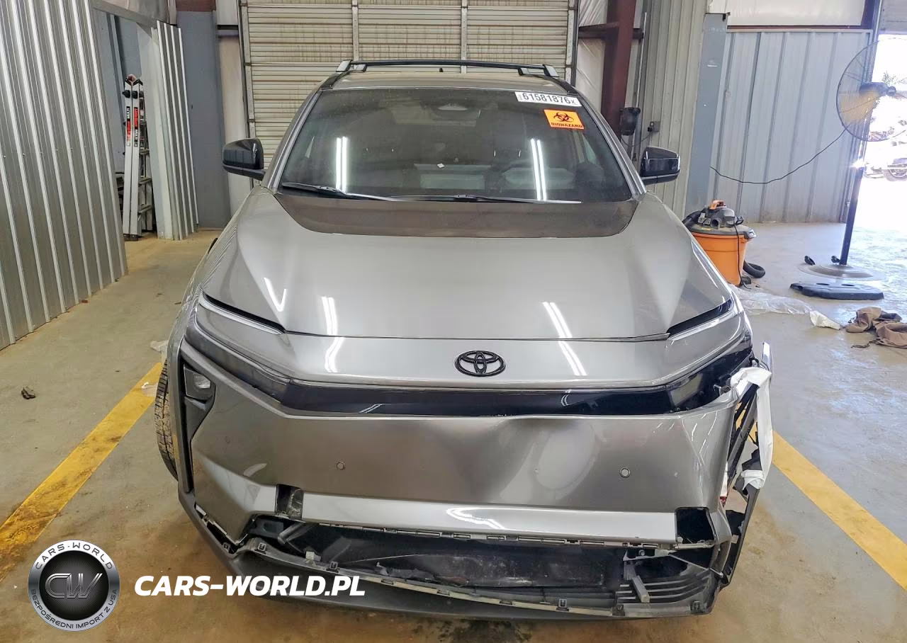 2026 Toyota Bz Xle VIN:JTMBDAFB5TJ013787 - 5