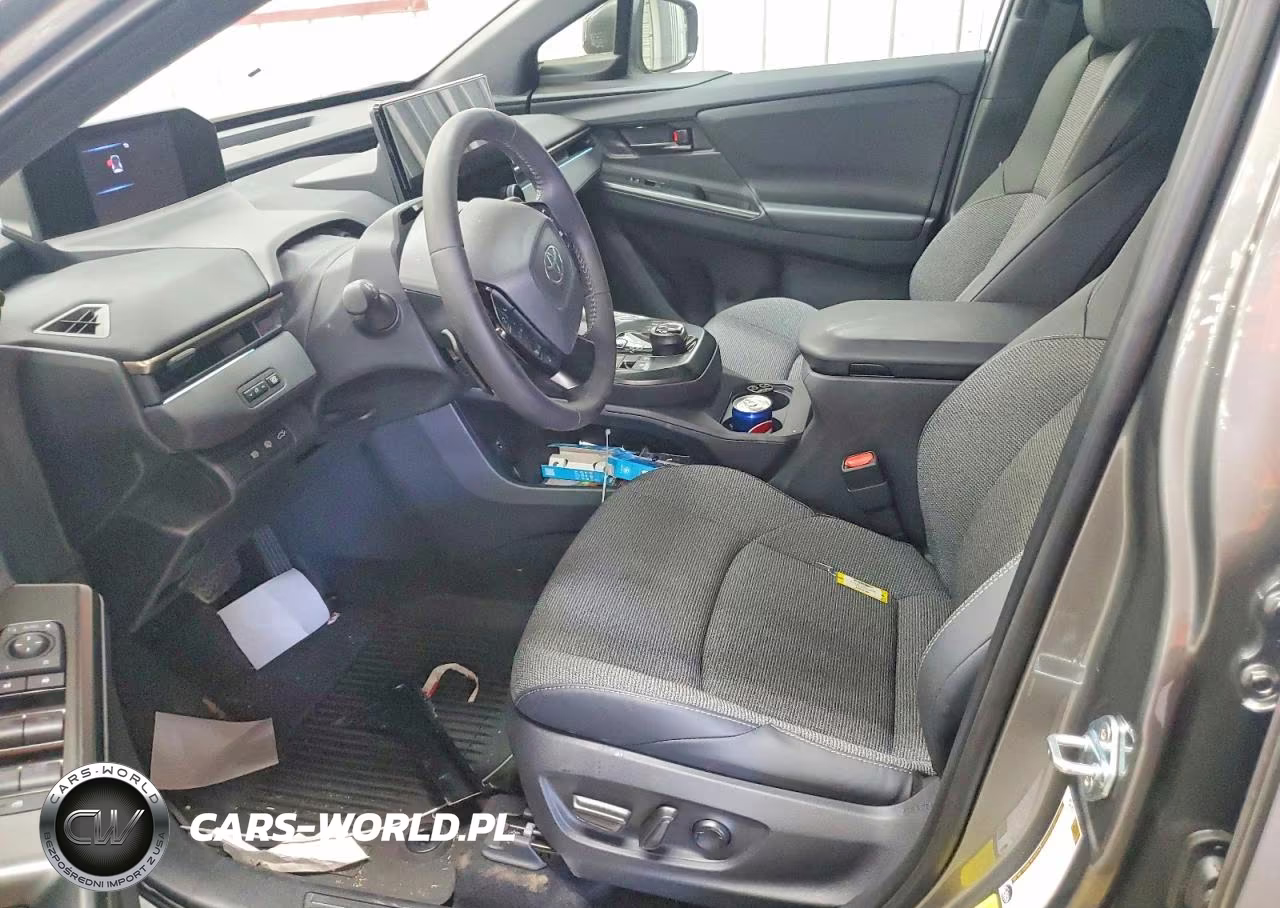 2026 Toyota Bz Xle VIN:JTMBDAFB5TJ013787 - 7