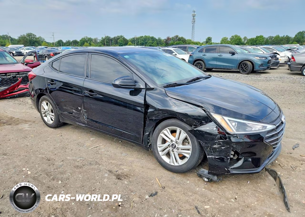 2020 Hyundai Elantra Value Edition VIN:5NPD84LF7LH554063 - 4