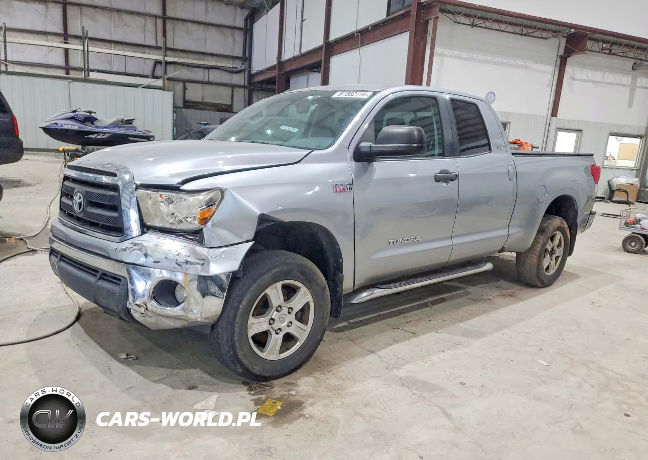 2013 Toyota Tundra Double Cab Sr5