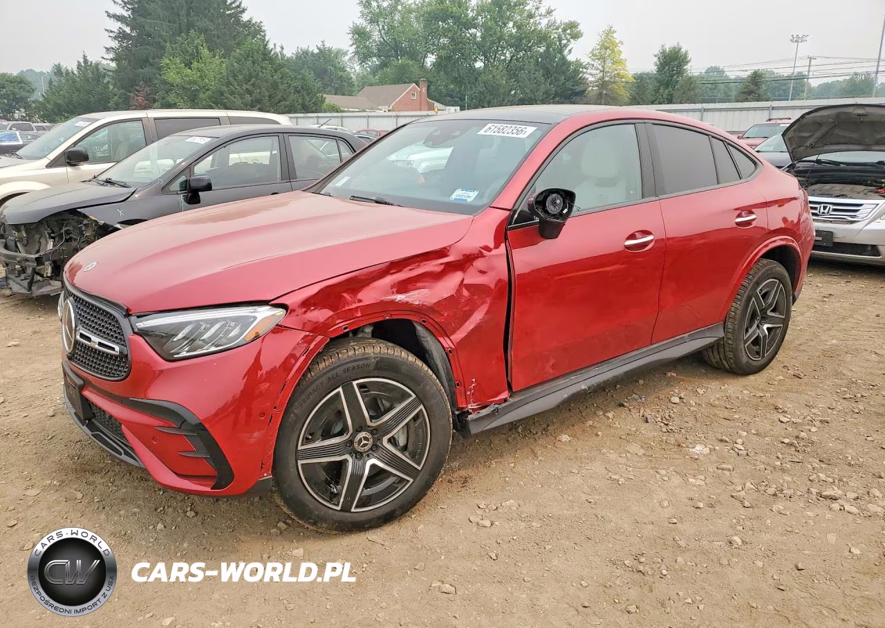 2026 Mercedes-Benz Glc Coupe 300 4Matic – zdjęcie 1 z 13