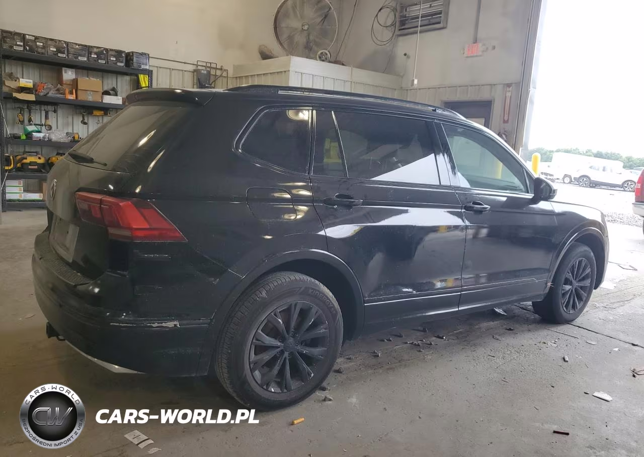 2018 Volkswagen Tiguan Se-Sel VIN:3VV3B7AX7JM106568 - 3