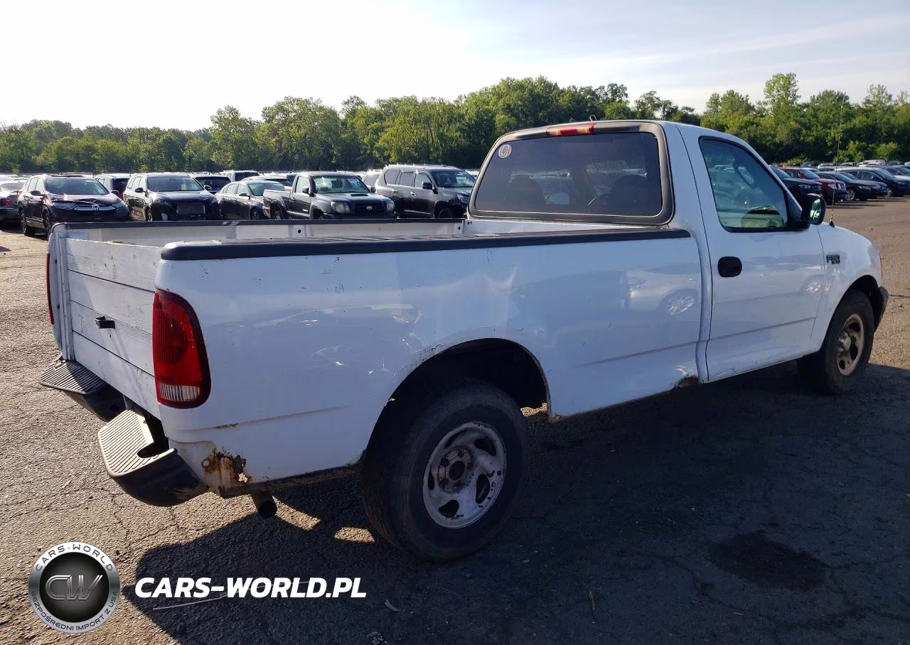 2004 Ford F-150 Heritage Classic VIN:2FTRF17274CA35586 - 3
