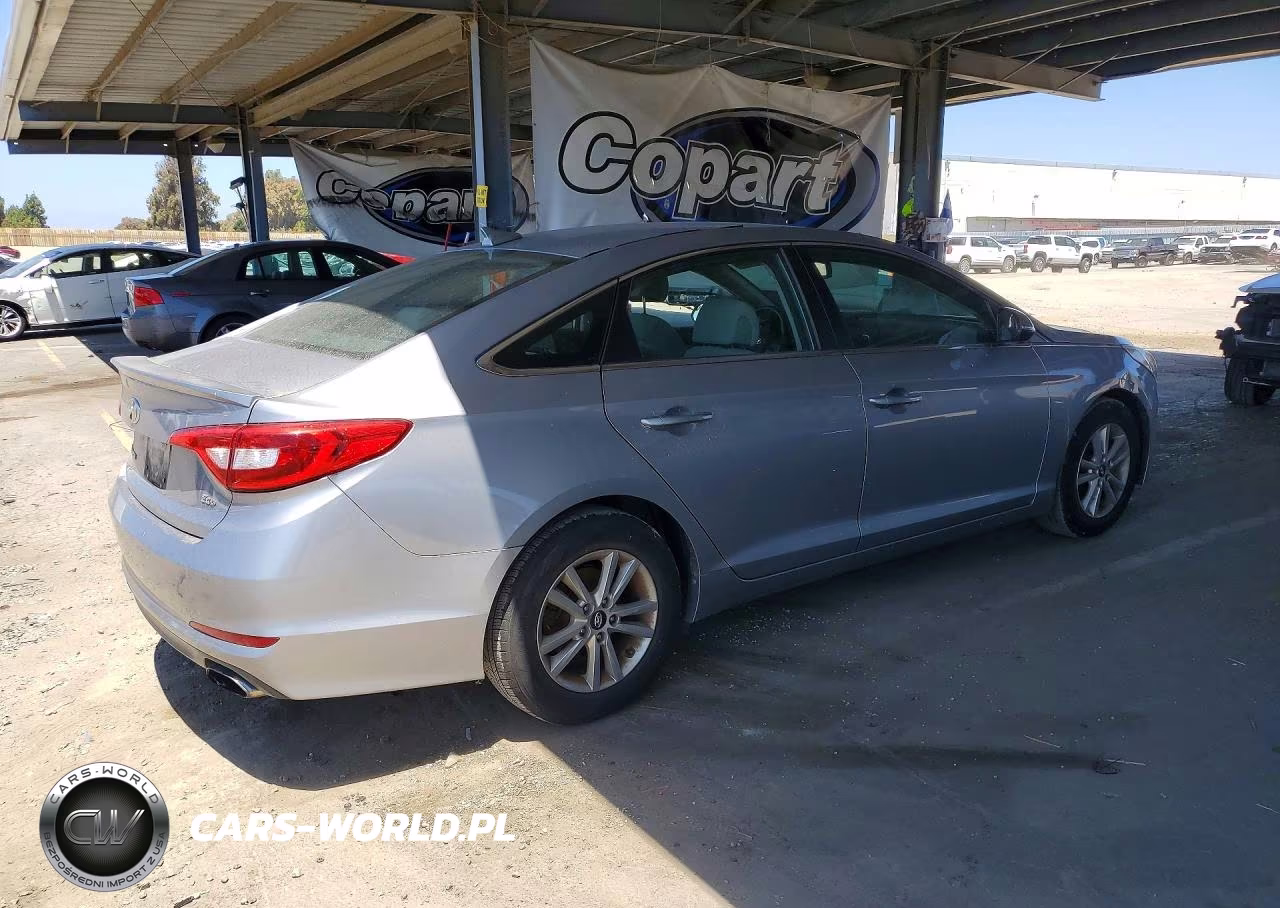 2015 Hyundai Sonata Eco VIN:5NPE24AA3FH115654 - 3