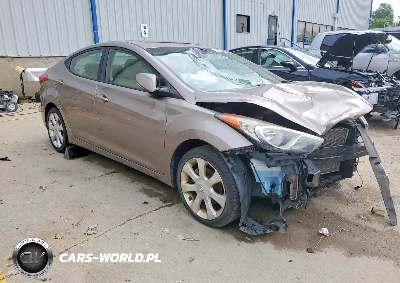 2012 Hyundai Elantra Limited VIN:5NPDH4AE8CH146536 - 4