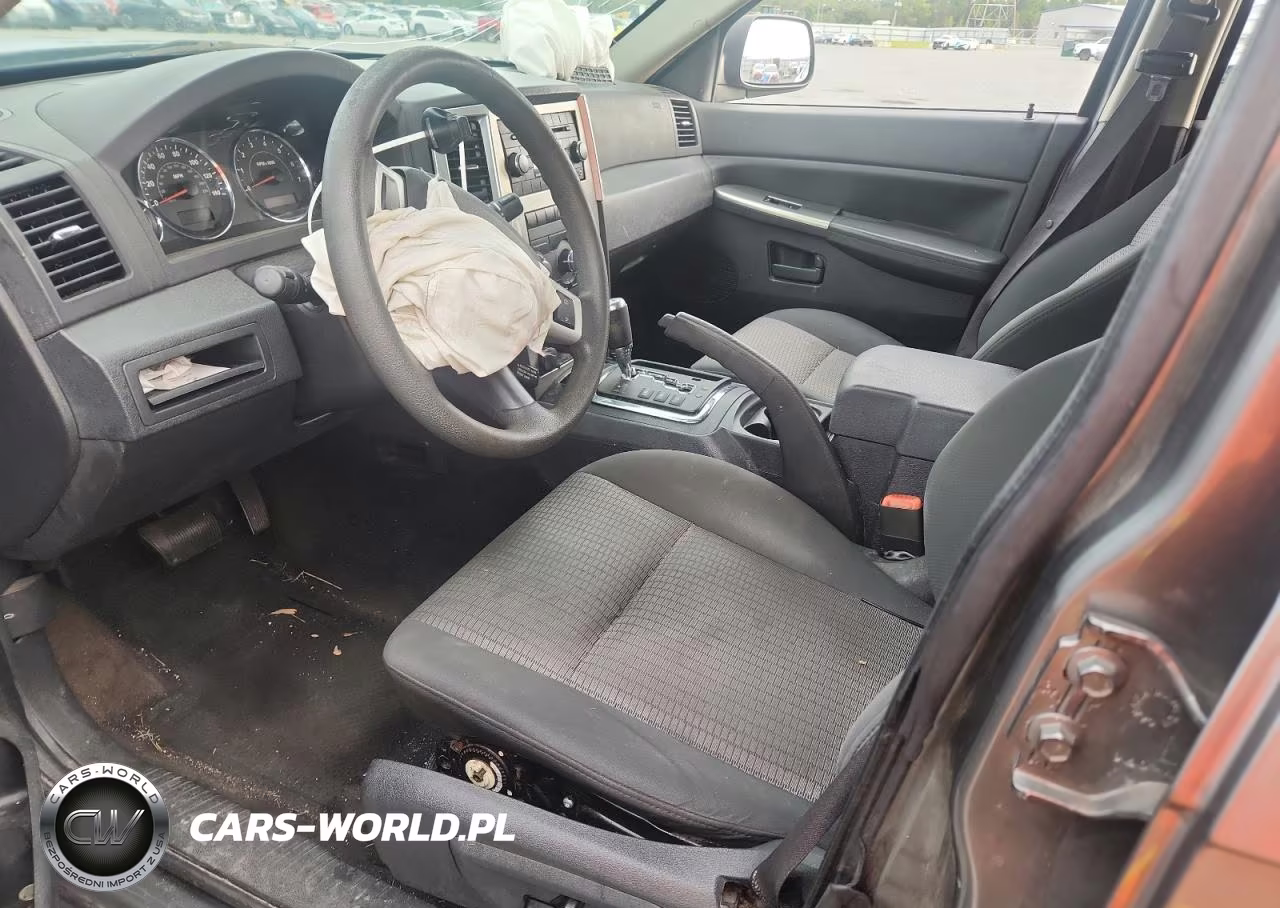 2008 Jeep Grand Cherokee Laredo VIN:1J8GR48K28C144296 - 7