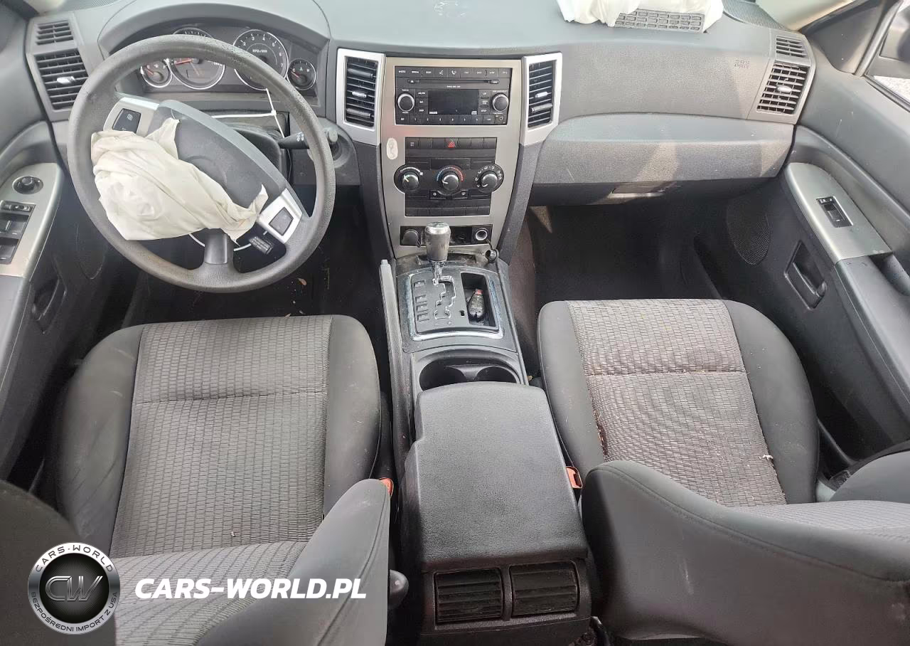 2008 Jeep Grand Cherokee Laredo VIN:1J8GR48K28C144296 - 8
