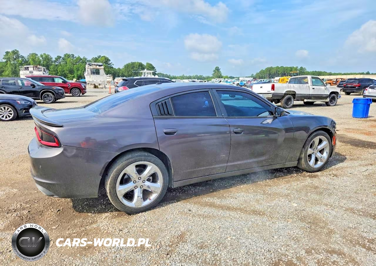 2015 Dodge Charger VIN:2C3CDXBG8FH812806 - 3