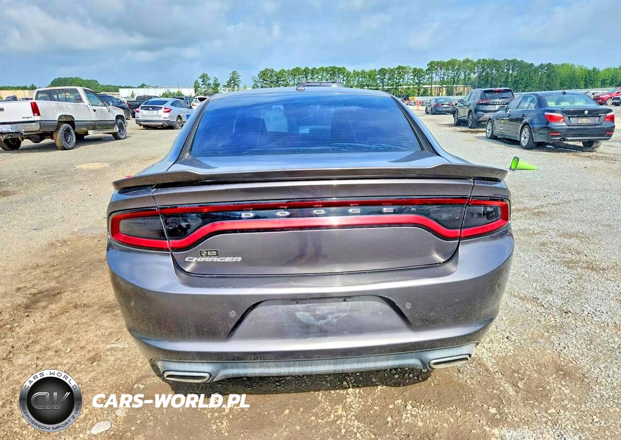2015 Dodge Charger VIN:2C3CDXBG8FH812806 - 6