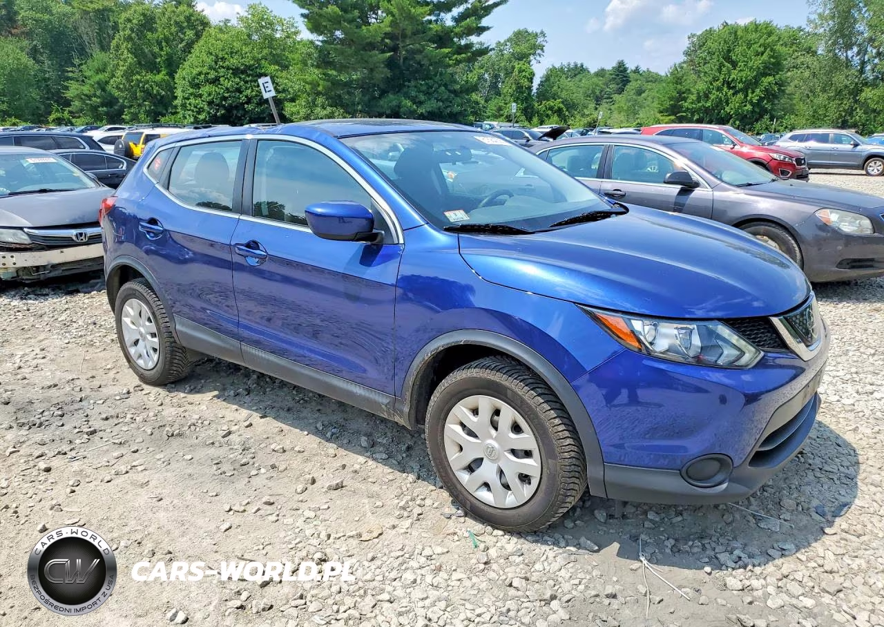 2018 Nissan Rogue Sport S VIN:JN1BJ1CRXJW266391 - 4