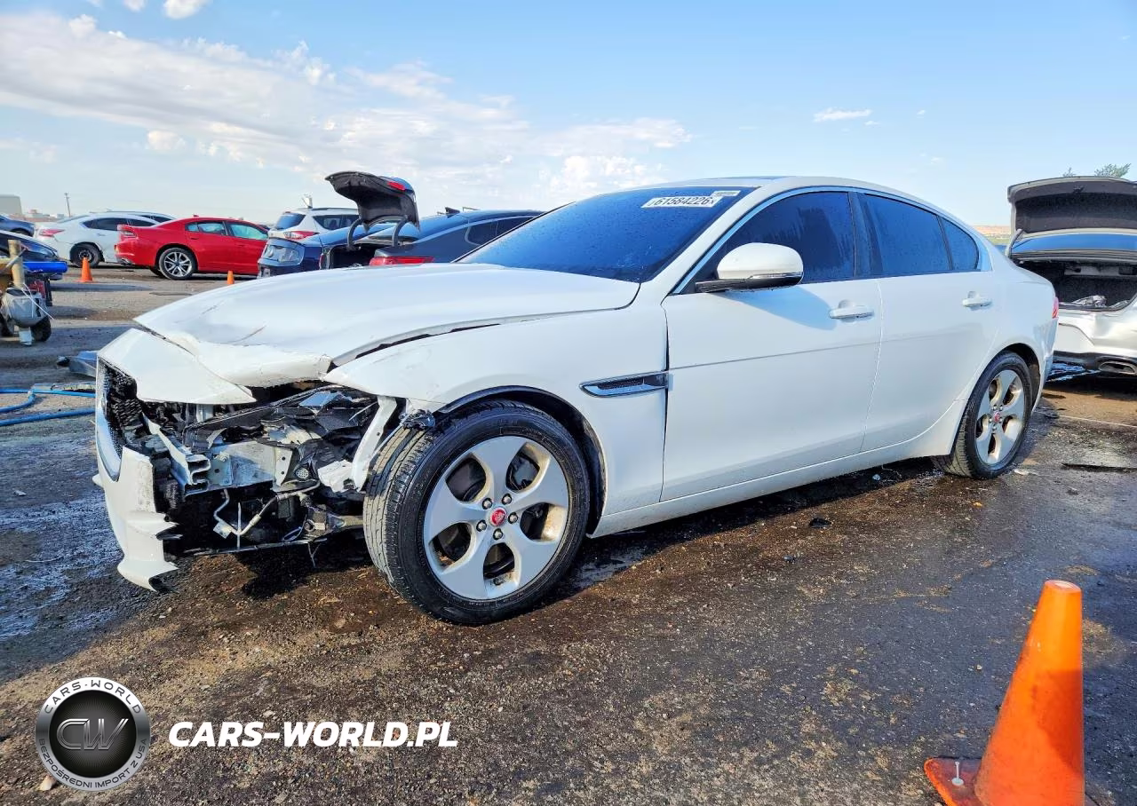 2017 Jaguar Xe