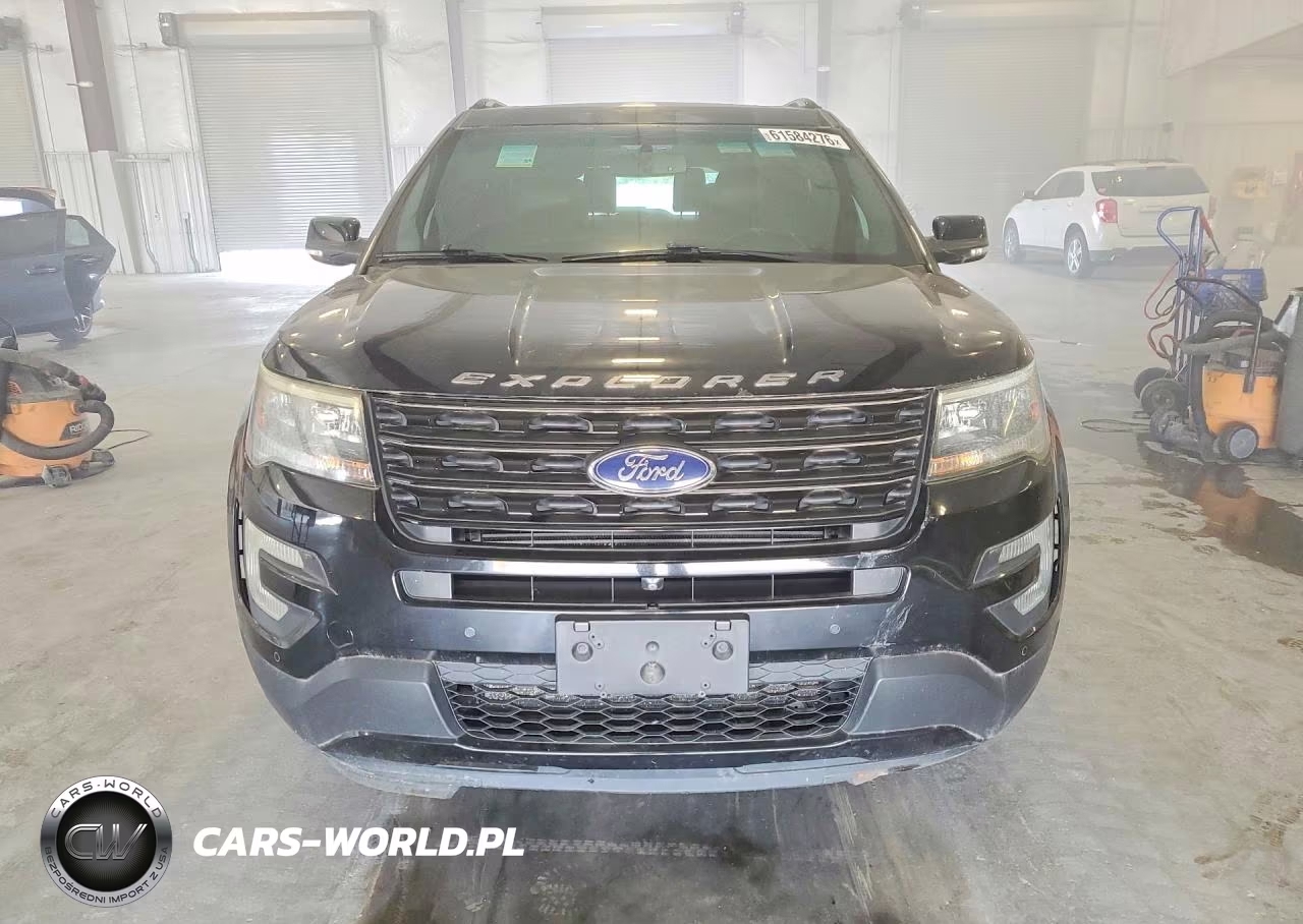2017 Ford Explorer Sport VIN:1FM5K8GT7HGB66397 - 5