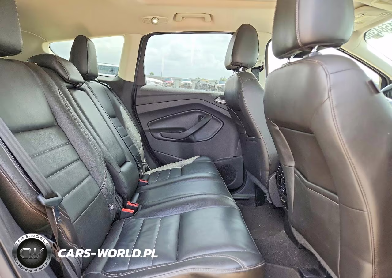 2015 Ford Escape Titanium VIN:1FMCU0JX1FUA07517 - 10