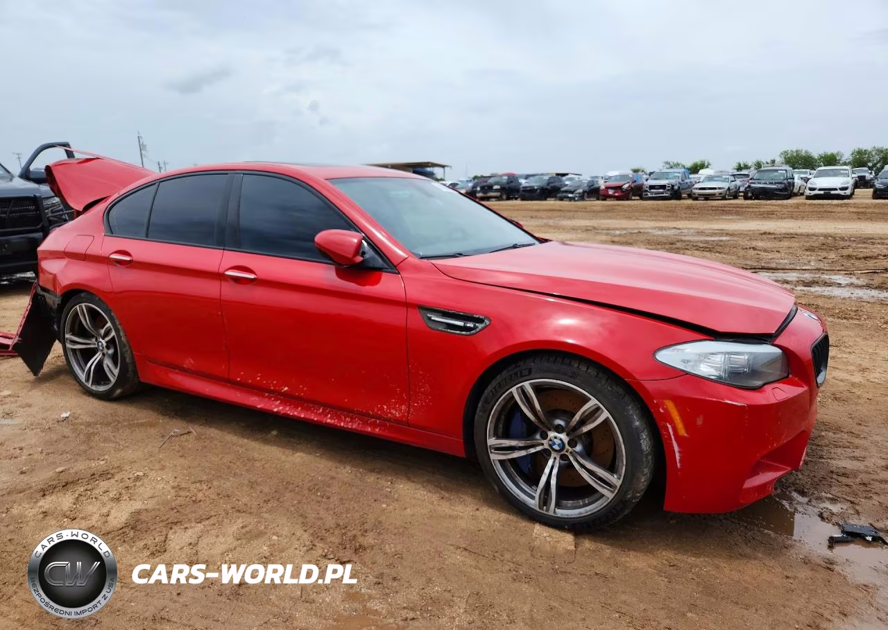 2013 BMW M5 VIN:WBSFV9C59DC773134 - 4