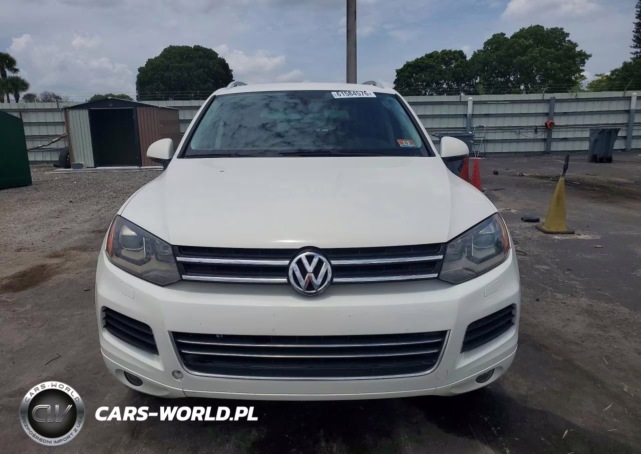 2011 Volkswagen Touareg V6 VIN:WVGFF9BP5BD002471 - 5
