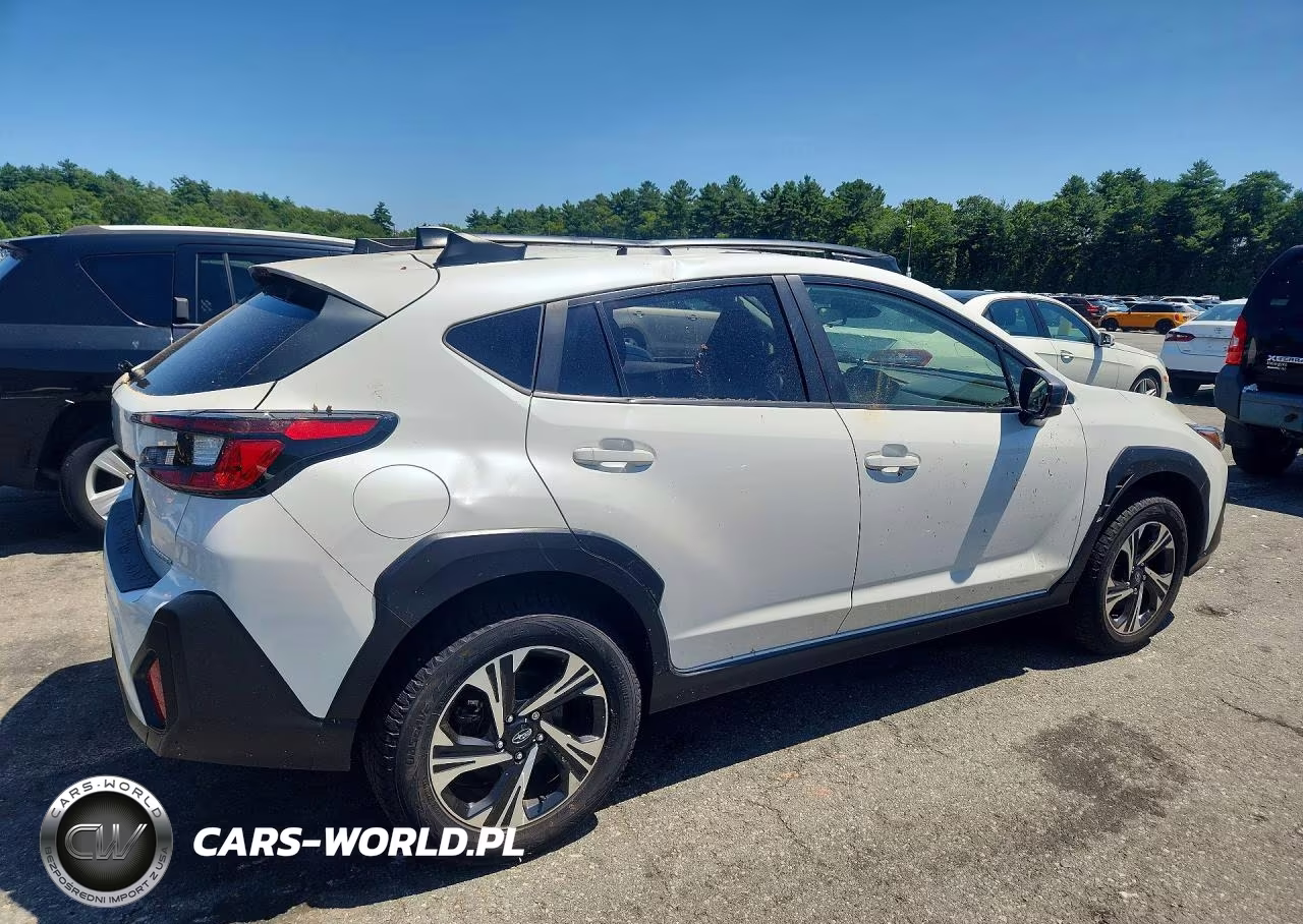2024 Subaru Crosstrek Premium VIN:JF2GUADC9RH240886 - 3
