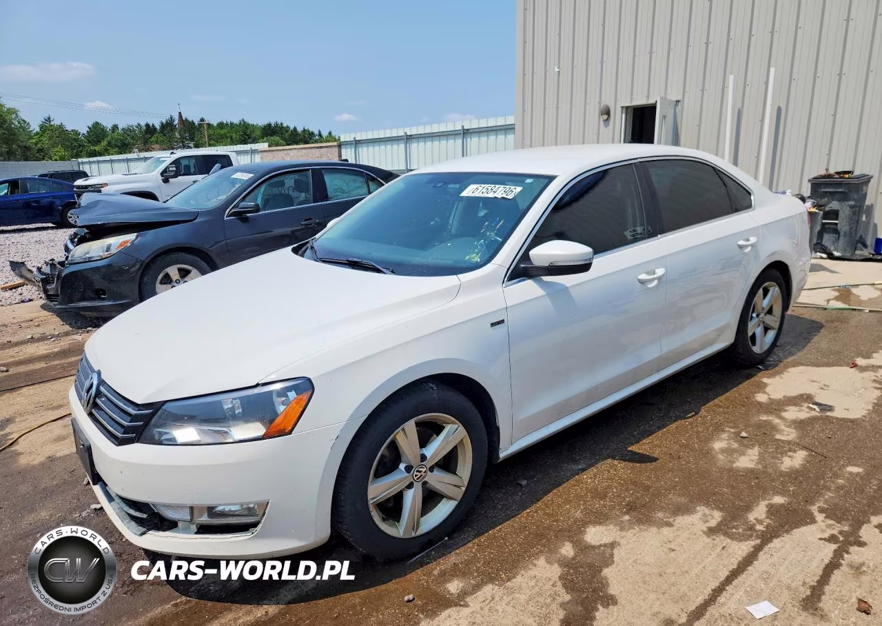 2015 Volkswagen Passat S – zdjęcie 1 z 12