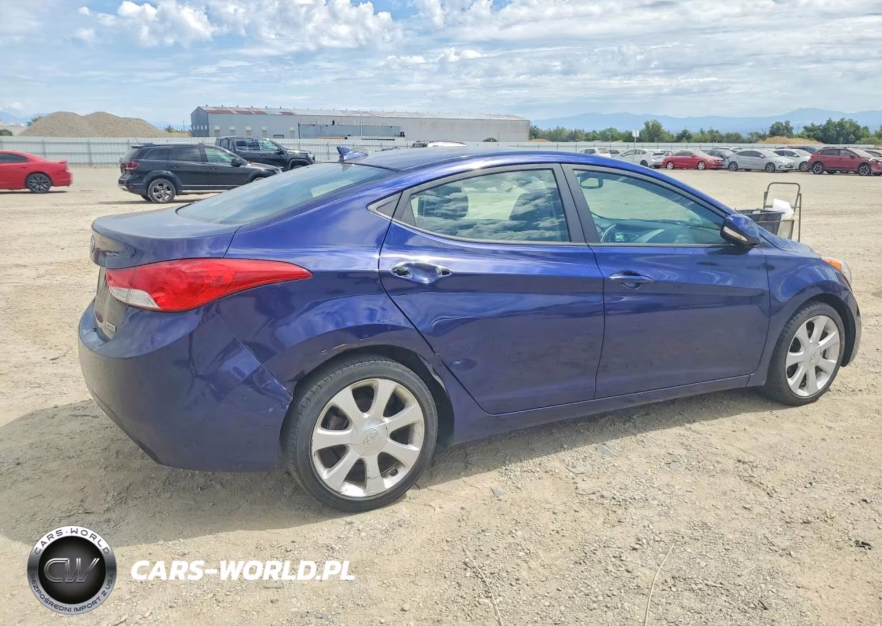 2013 Hyundai Elantra Limited VIN:5NPDH4AE9DH363207 - 3