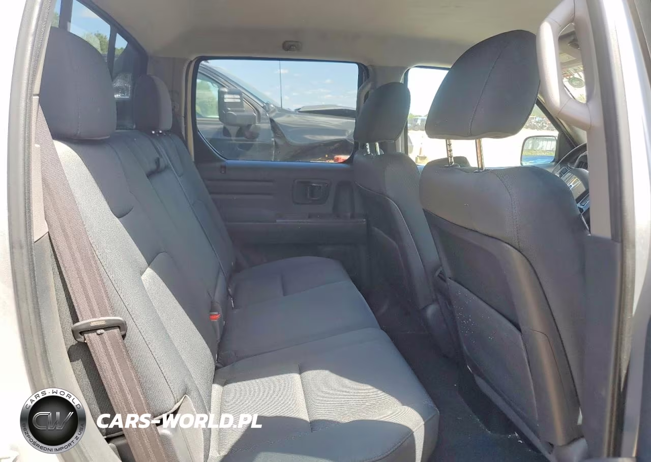 2013 Honda Ridgeline Sport VIN:5FPYK1F78DB011124 - 10