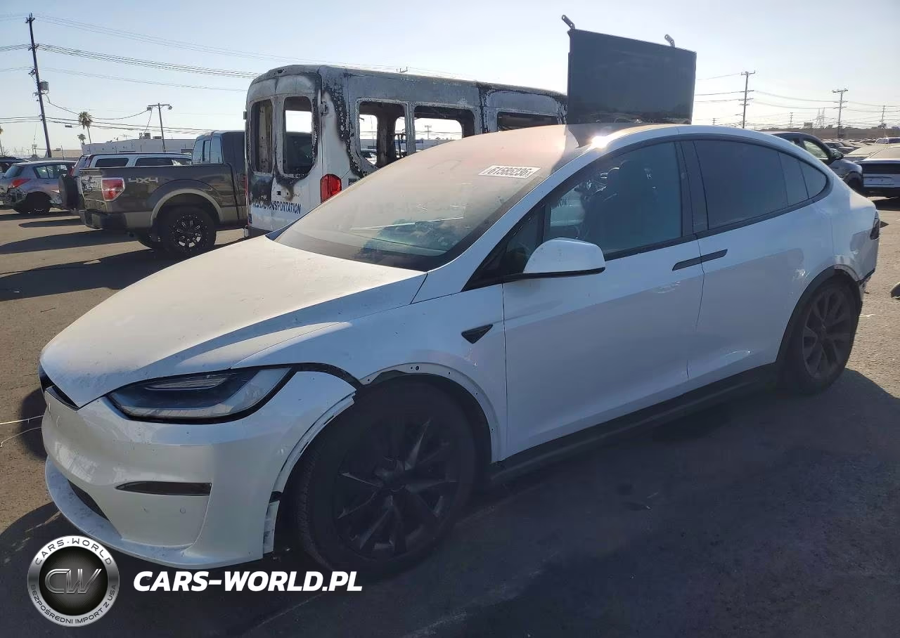 2023 Tesla Model X – zdjęcie 1 z 14