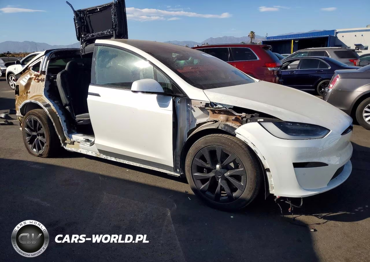 2023 Tesla Model X VIN:7SAXCDE51PF378263 - 4