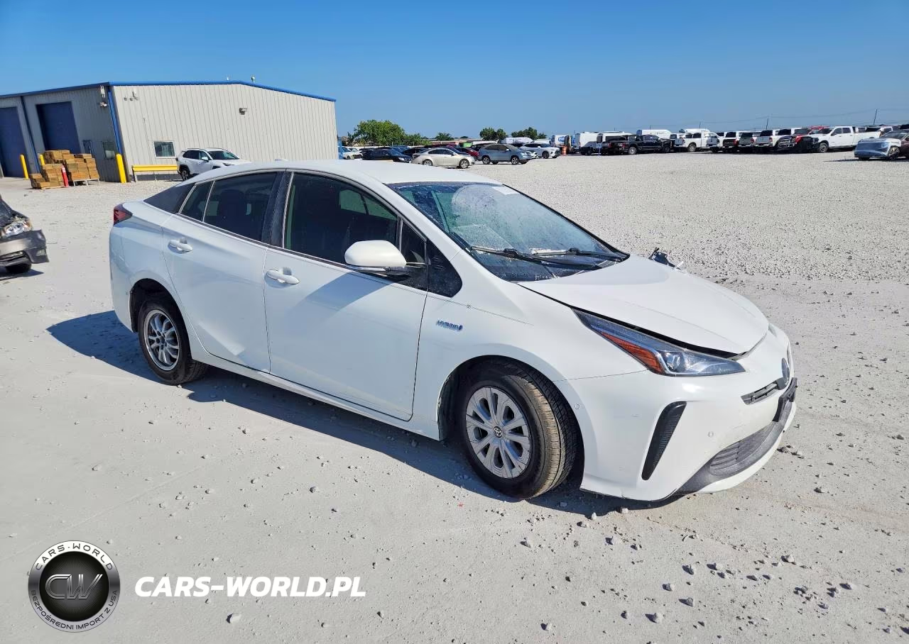 2020 Toyota Prius Le VIN:JTDKARFU9L3116191 - 4