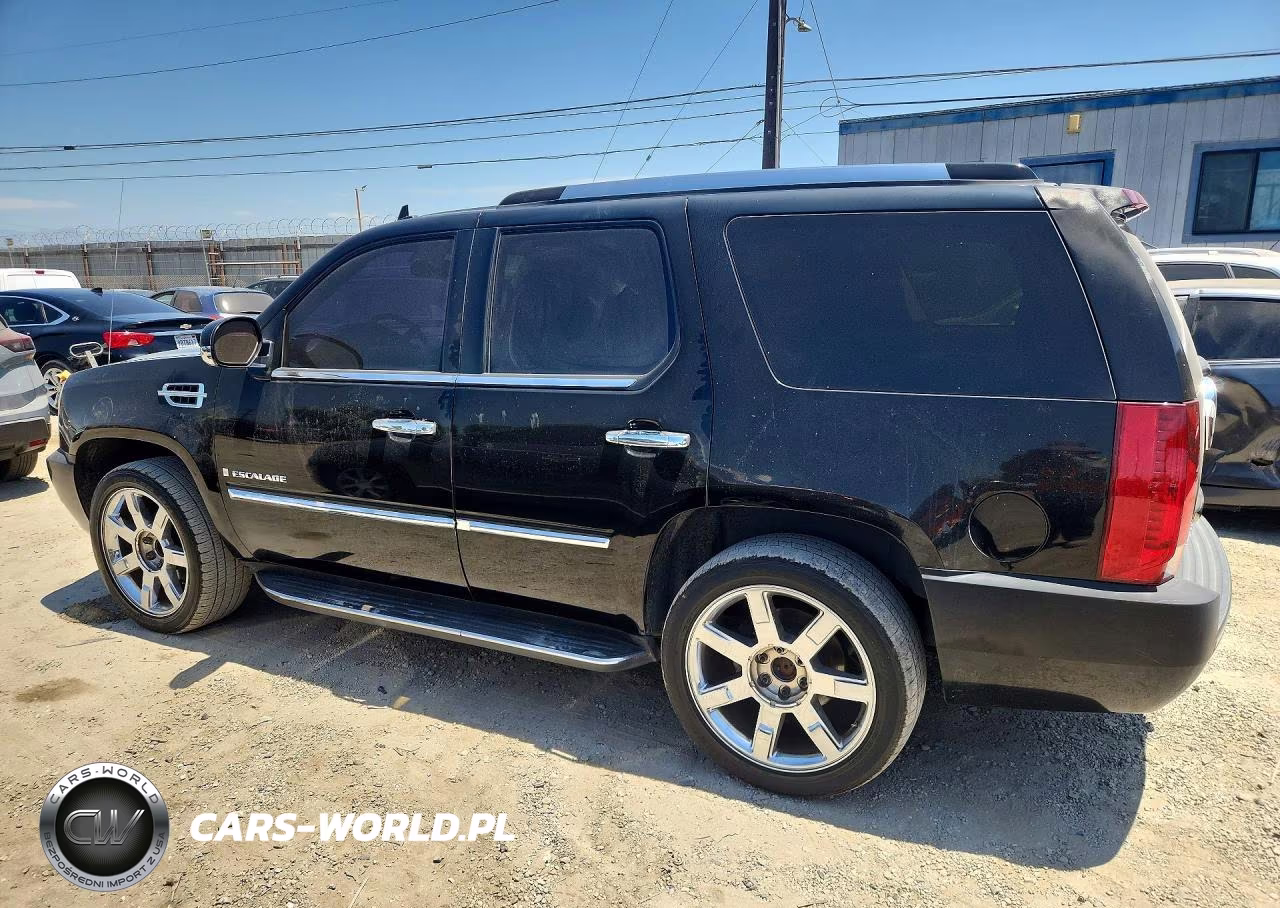 2007 Cadillac Escalade Luxury VIN:1GYEC638X7R286036 - 2
