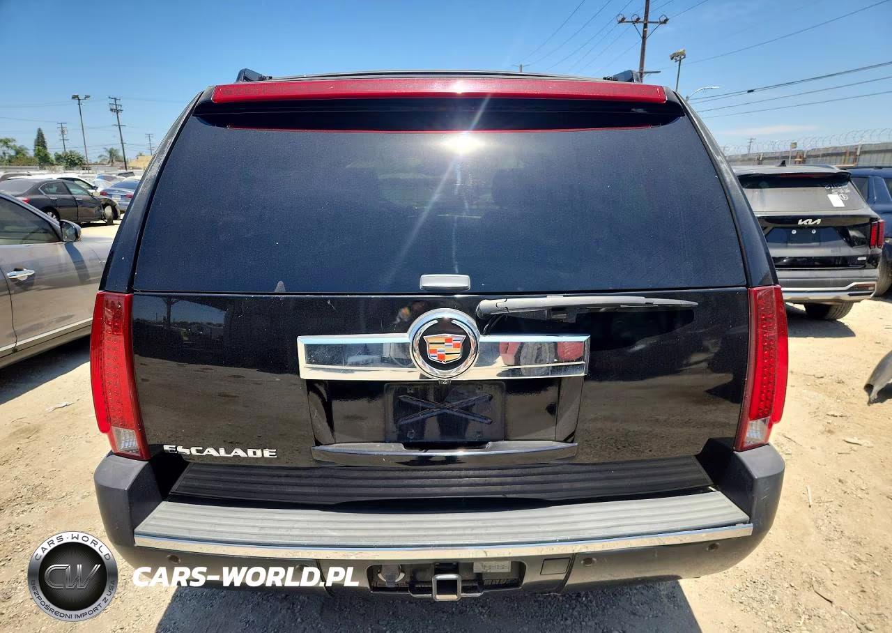 2007 Cadillac Escalade Luxury VIN:1GYEC638X7R286036 - 6