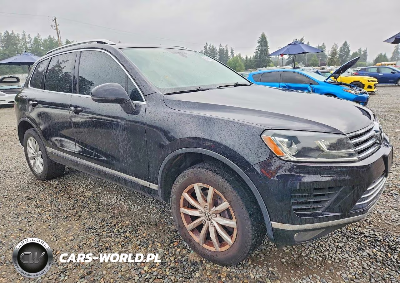 2015 Volkswagen Touareg V6 Tdi VIN:WVGEP9BP8FD005699 - 4