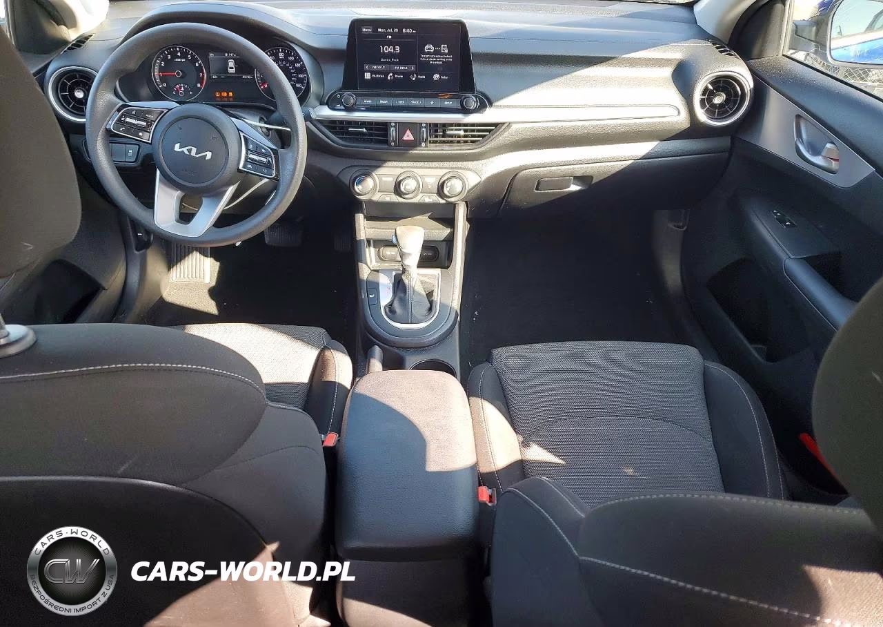 2022 Kia Forte Lxs VIN:3KPF24AD5NE429033 - 8