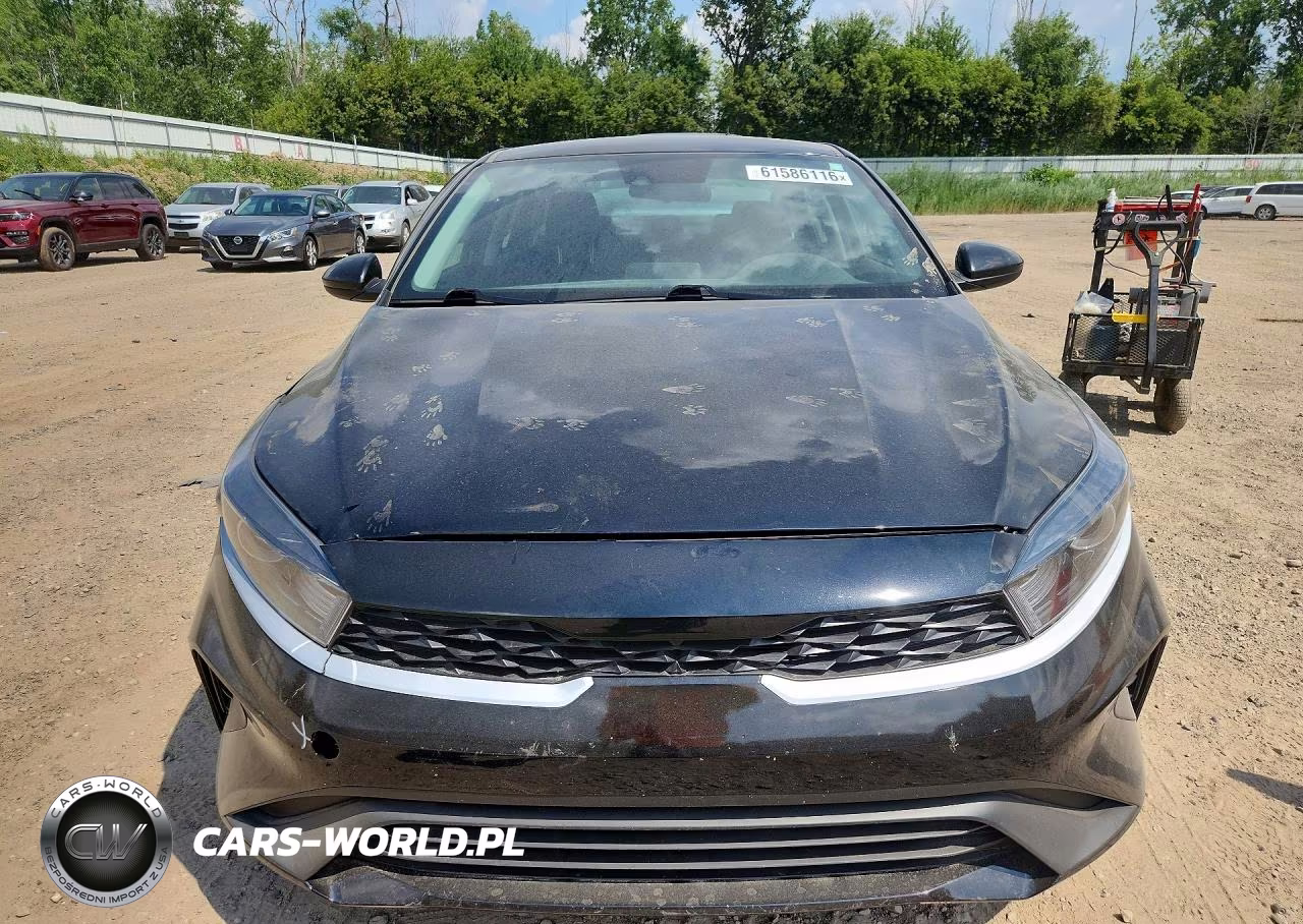 2023 Kia Forte Lxs VIN:3KPF24ADXPE684005 - 5