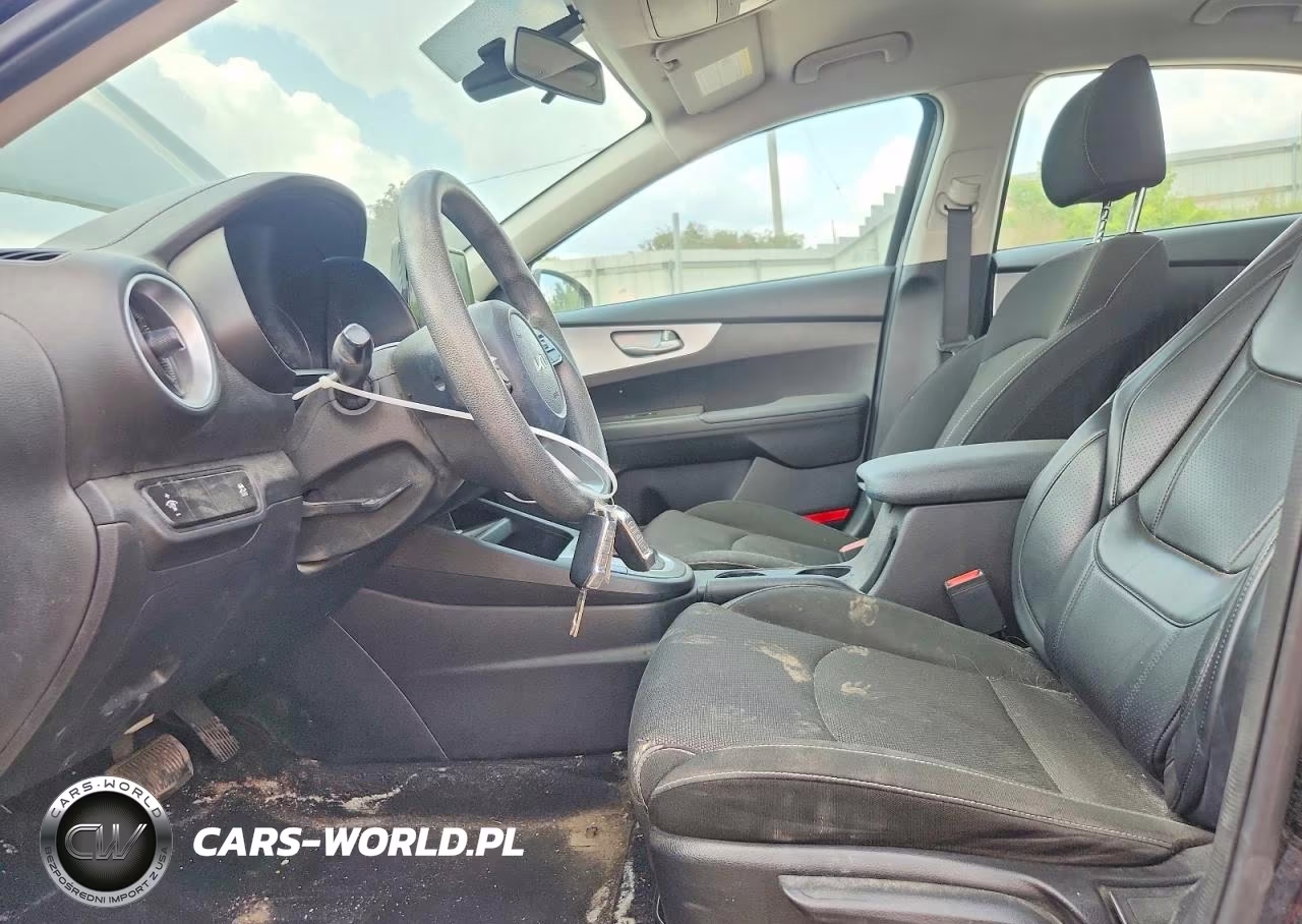 2023 Kia Forte Lxs VIN:3KPF24ADXPE684005 - 7