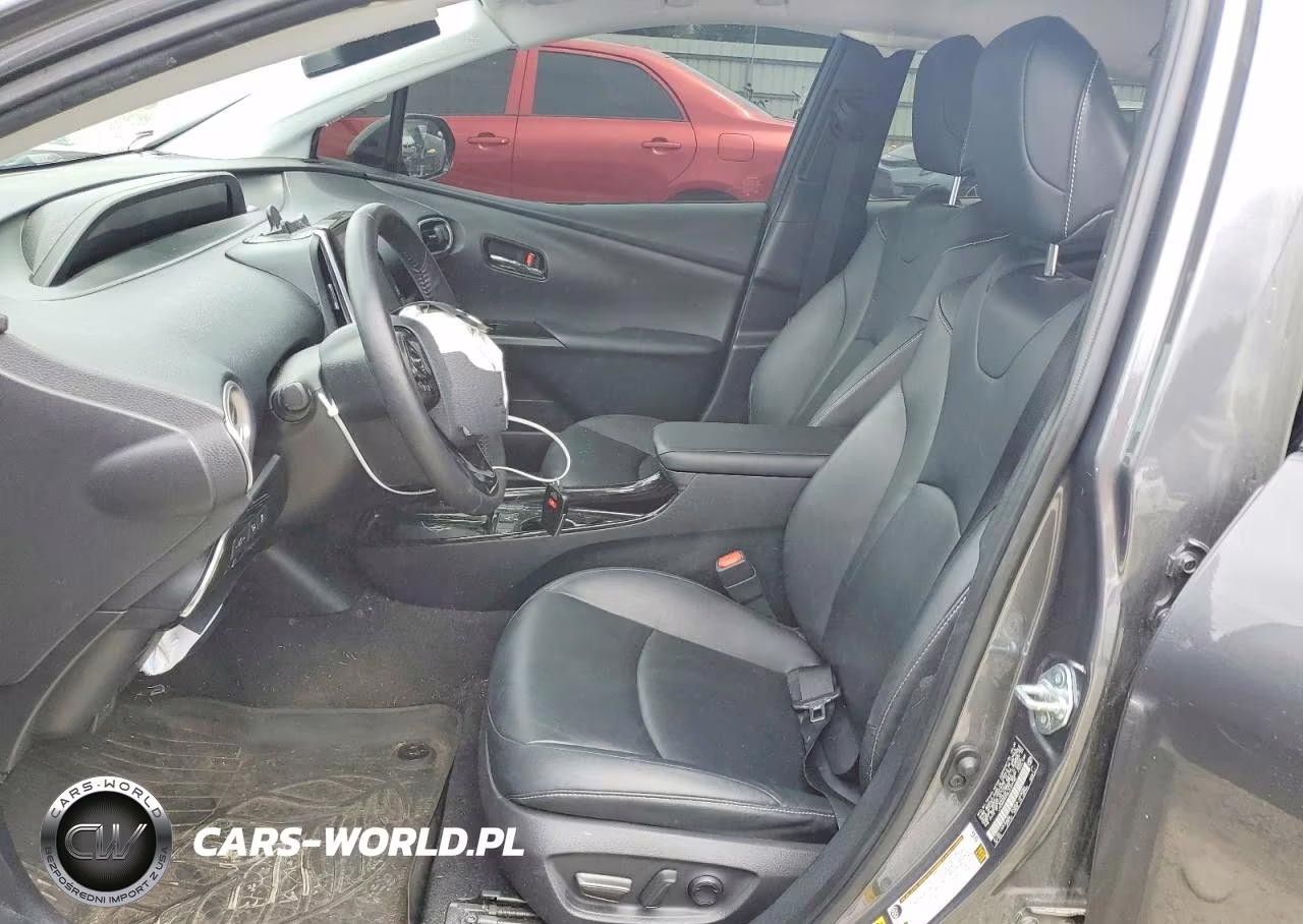 2020 Toyota Prius Prime Limited VIN:JTDKARFP0L3159182 - 7