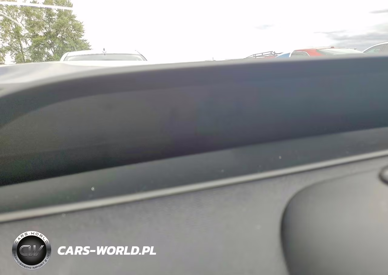 2020 Toyota Prius Prime Limited VIN:JTDKARFP0L3159182 - 9