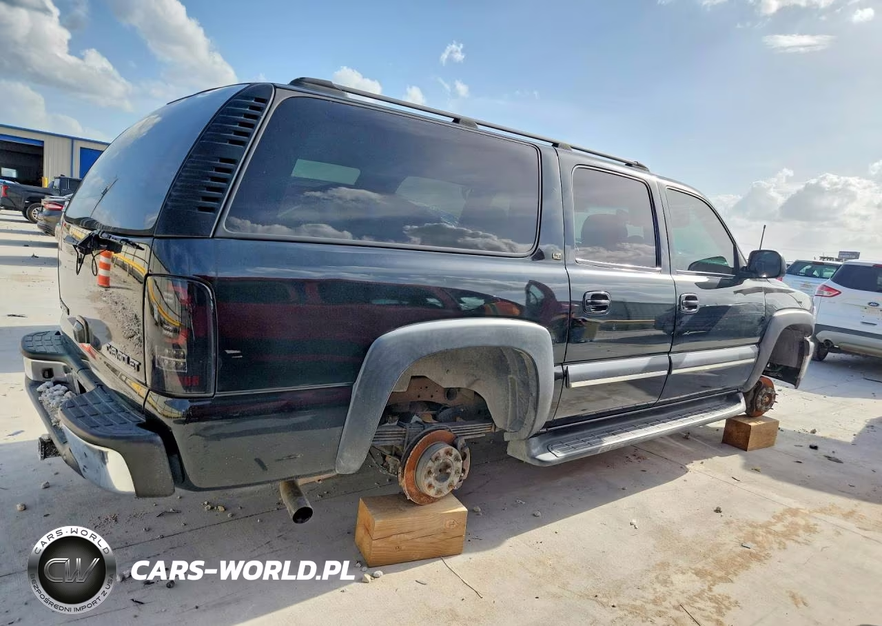 2003 Chevrolet Suburban K2500 VIN:3GNGK26U13G194415 - 3