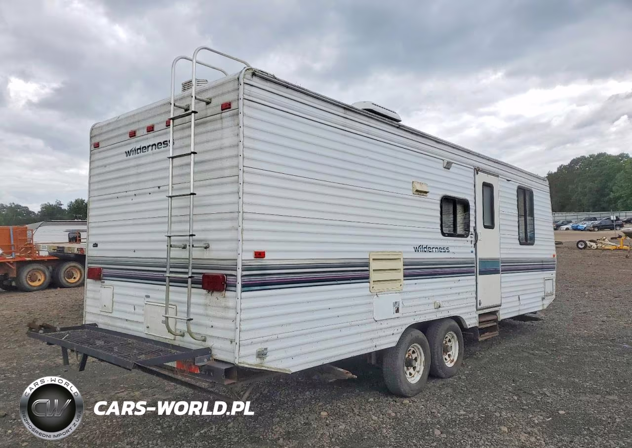 2027 Fleetwood Wilderness Camper VIN:1ED1H2623V2385508 - 4