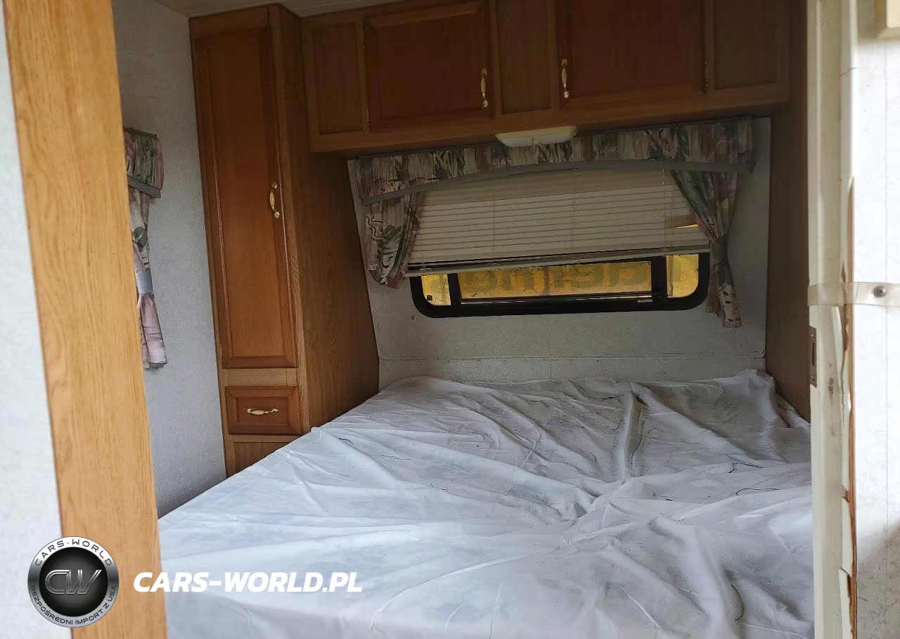 2027 Fleetwood Wilderness Camper VIN:1ED1H2623V2385508 - 5