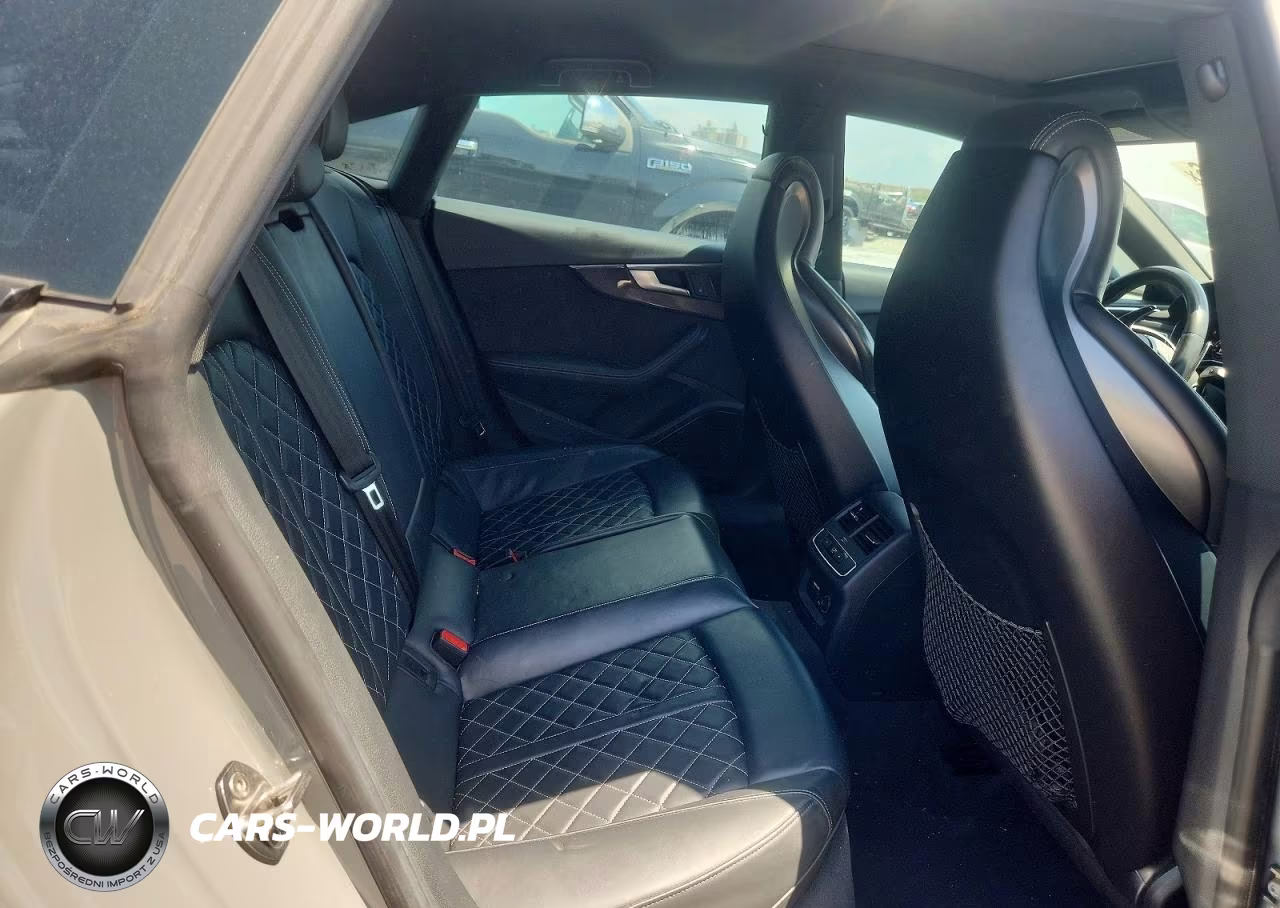 2019 Audi S5 Prestige VIN:WAUC4CF57KA040687 - 10