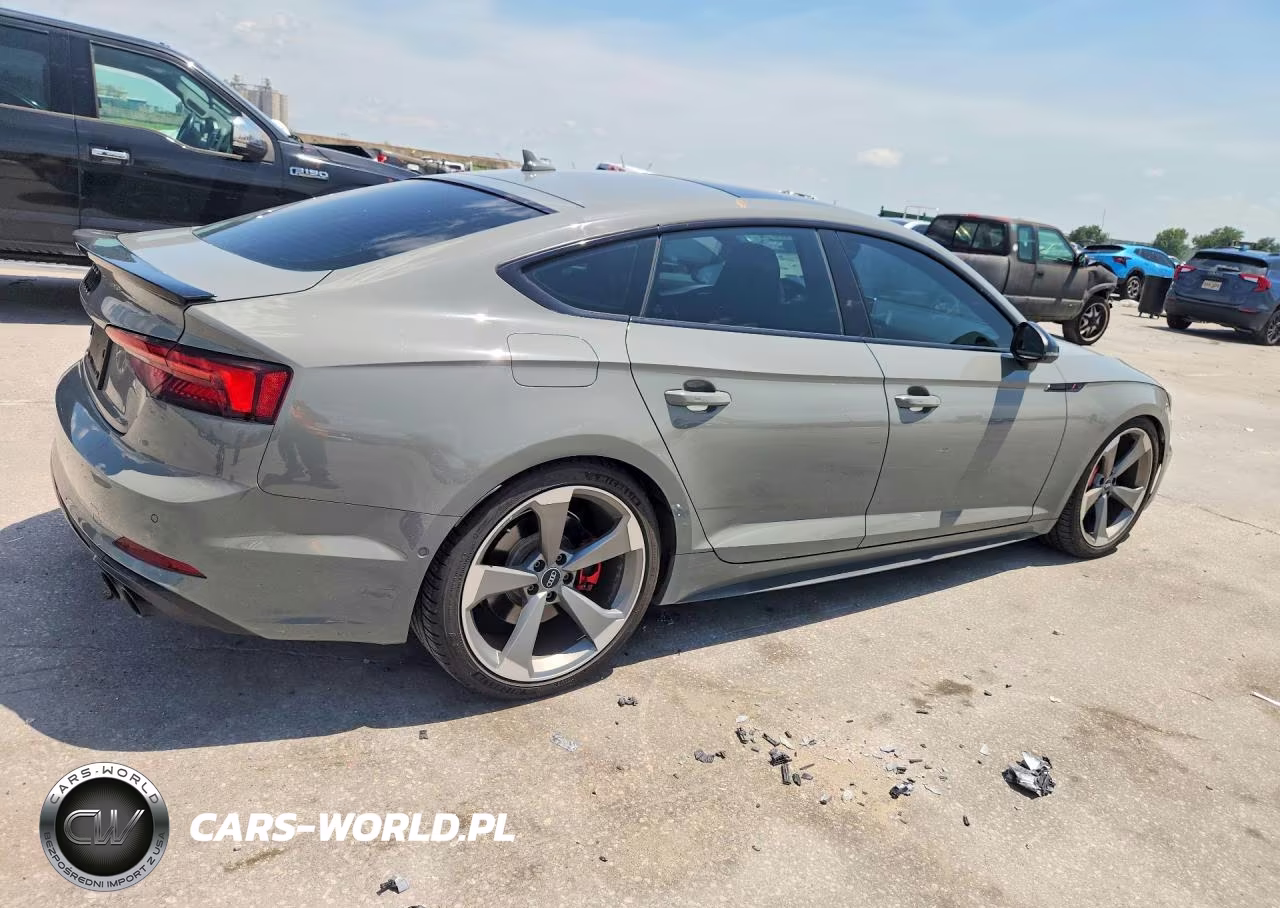 2019 Audi S5 Prestige VIN:WAUC4CF57KA040687 - 3