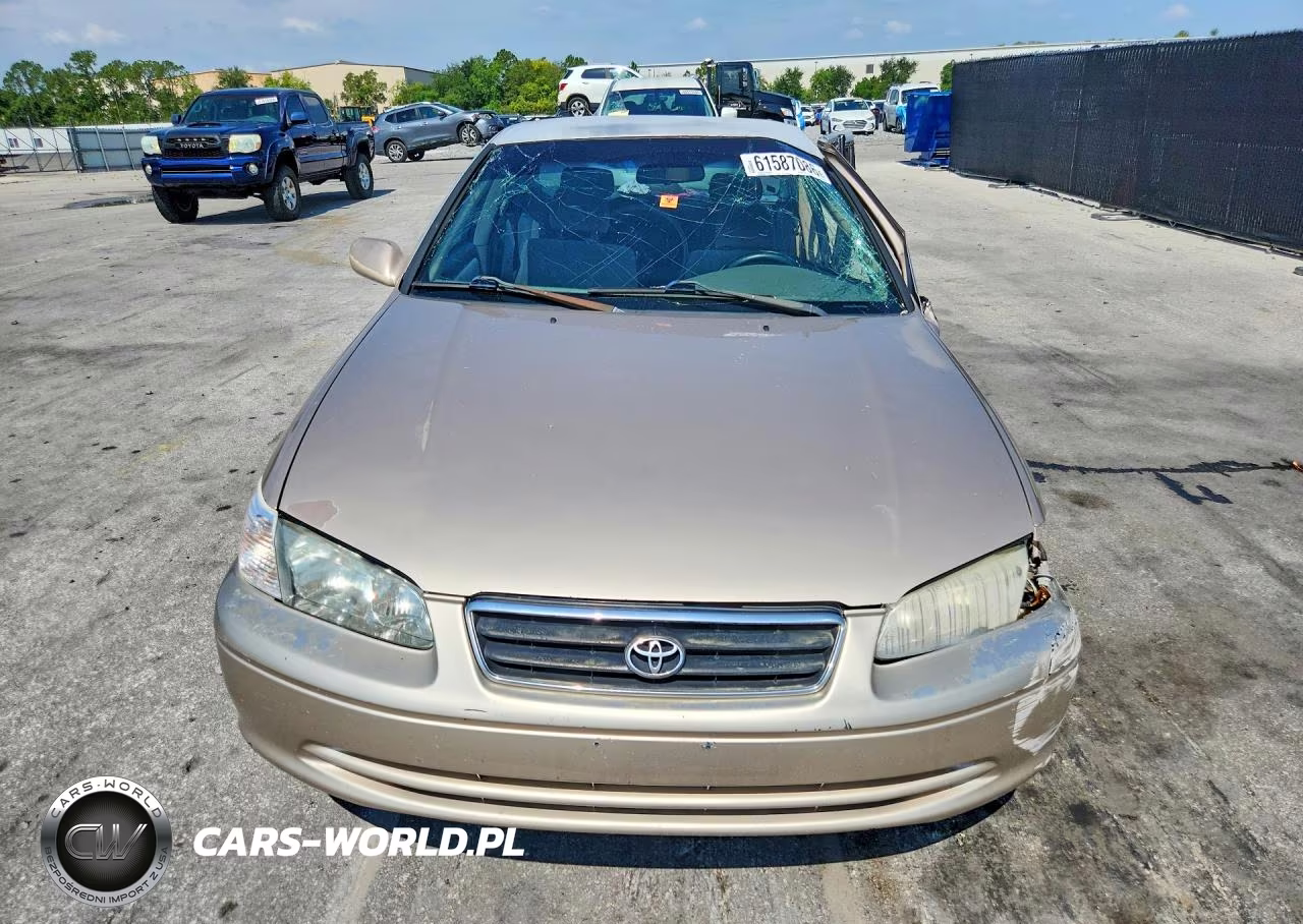 2001 Toyota Camry Le VIN:4T1BG22K61U058084 - 5