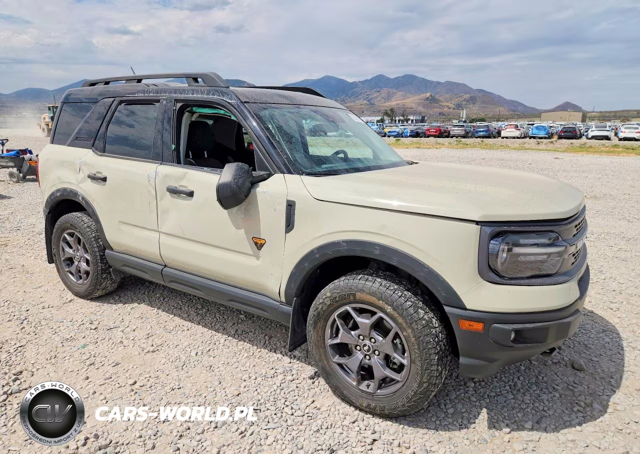 2024 Ford Bronco Sport Badlands VIN:3FMCR9D96RRE33489 - 4