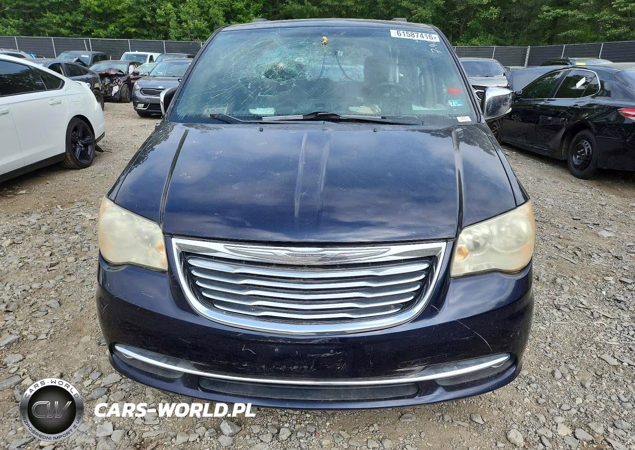 2011 Chrysler Town & Country Touring L VIN:2A4RR8DG3BR634599 - 5